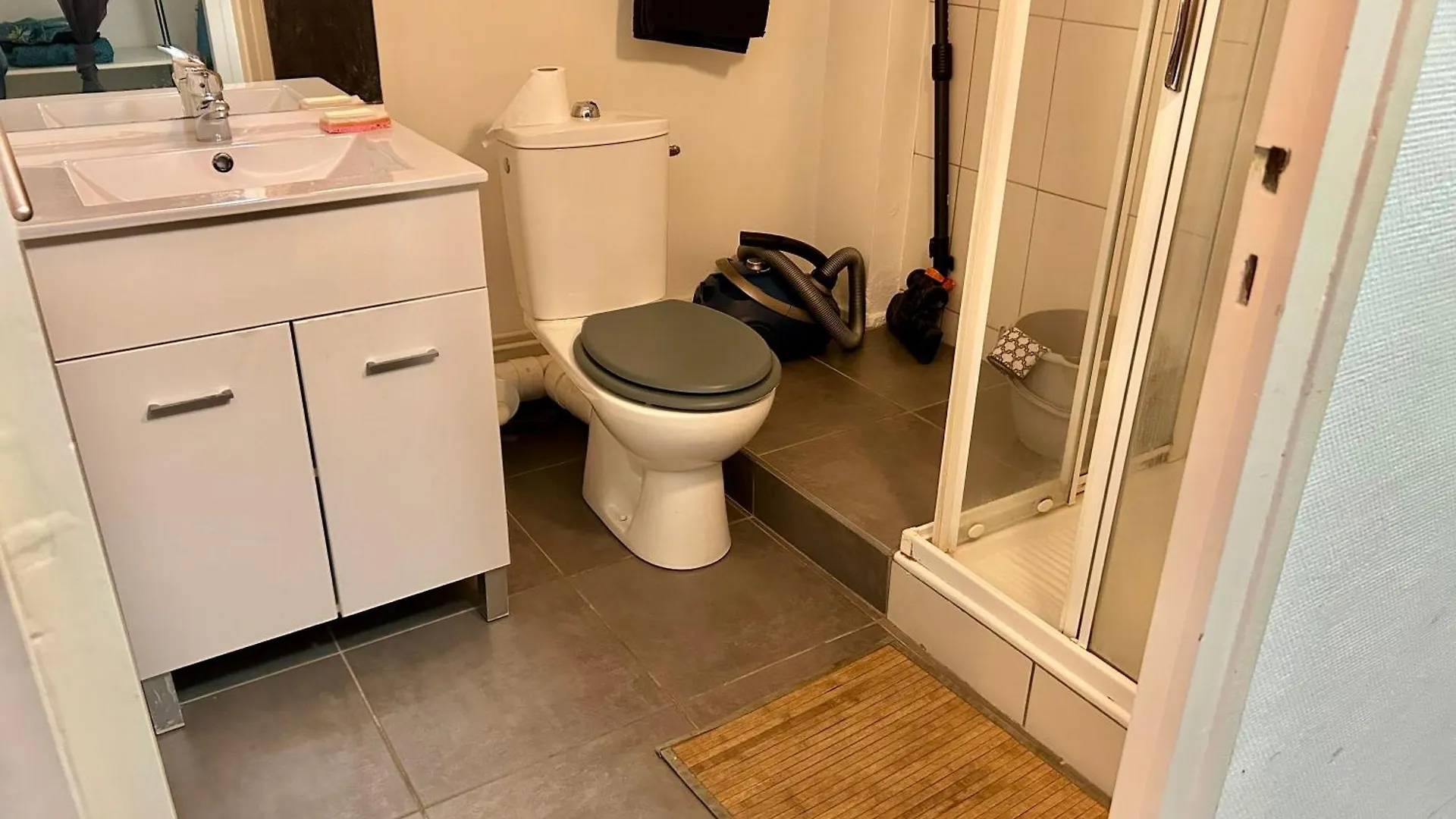 Studio à 200m du centre ville Valence