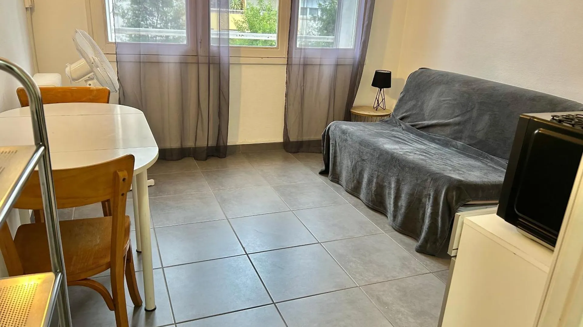 Studio Proche Centre, Gare Et Ecoles Valence  0*, Valence (Drome) France